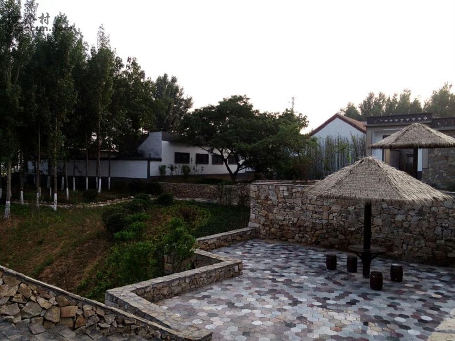 山东省济宁市邹城市香城镇石鼓墩村