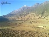 中扎村 村中神秘奇山的圣山