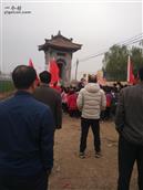 西王耨村 清明节为悼念烈士扫墓