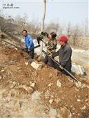 北安村 正在安装的村中自来水管路