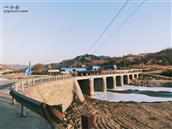 安乐沟村 2019年终于給村里修了一座大桥，解决了全村人出行问题，给生活带来更好的方便，为今后的发展有了根本性保证