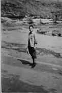 高柏村 1970年，北京知青徒步拉练去延安，返回途中遇暴雨山洪，水退后在云岩河边留下了这张照片。