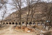 杨家湾村 杨家湾一队旧貌，最右侧为北京知青窑洞。