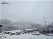 后石窑村 雪景中的村庄