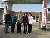 金沙锅村 2008年11月1日，当年下乡到板石沟公社的知青梁绍军、苏忠秀、杨玉明、刘艳、邓玉琴、王庭耀相约，一起回到当年下乡的地方。