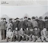 红顶村 这是1976年12月红顶三队（小红山）部分社员
和知青