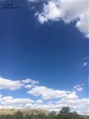 朱毛草村 蔚蓝的天空