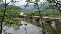 星火村 我们（知青）下乡的时候没有桥，都是踏着石头过河，后来修了这桥大大方便了乡亲，也给乡村增加了一道风景
