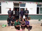 太合昌村 2005年第一次重返第二故乡与乡亲们合影。