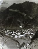 夏中村 夏中村全景～摄于1976年冬(摄影者：夏中大队知青）