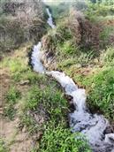 翻山堰村 灌溉渠水