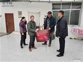 胜利村 看望大病户
