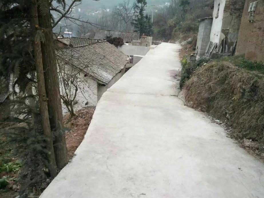云南省昭通市昭阳区田坝乡酒房村图片