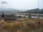 李子村 这是我们的小学学校