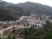 周畲村 