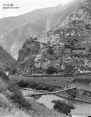 日底寨村 这是日底寨村维关村民小组100多年前的老照片。图片来自网络。