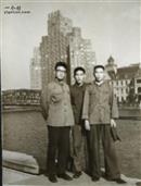前时村 。在曲阜时庄公社前时大队两年后招工到曲阜橡胶厂时出差去上海时的照片