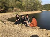 湖游村 湖游水库：从左到右：吴淑芳、袁晓虹、徐香琴、周小芳，我们在不同时间下放，集中在付业队，后改为知青点。