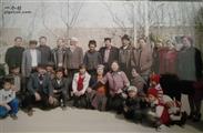 庭木阿拉喀尕村 图片为当年在十一大队的知青回去探望村里的乡亲。图中白胡子长者为时任大队色依提书记。