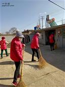 鸭子夼村 春节快到了志愿者扫街